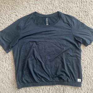 Vuori Elastic waist tee.